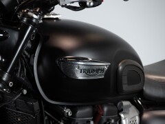 Triumph BONNEVILLE T100 BLACK 