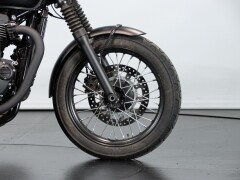 Triumph BONNEVILLE T100 BLACK 