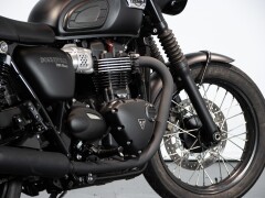 Triumph BONNEVILLE T100 BLACK 