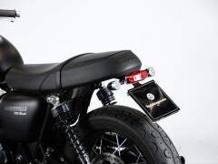 Triumph BONNEVILLE T100 BLACK 