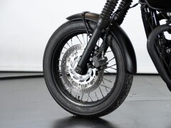 Triumph BONNEVILLE T100 BLACK 