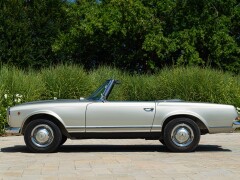 Mercedes Benz 230 SL 