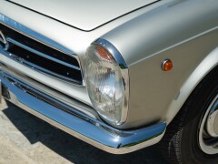 Mercedes Benz 230 SL 