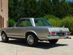 Mercedes Benz 230 SL 