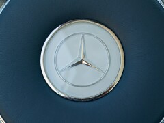 Mercedes Benz 230 SL 