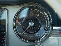 Mercedes Benz 230 SL 