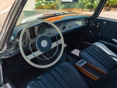 Mercedes Benz 230 SL 