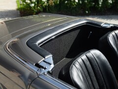 Mercedes Benz 280 SL 