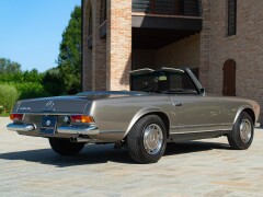 Mercedes Benz 280 SL 