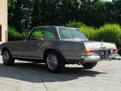 Mercedes Benz 280 SL 