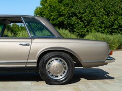 Mercedes Benz 280 SL 