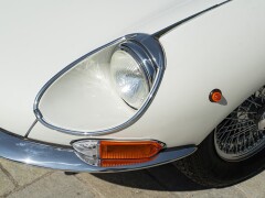Jaguar E-TYPE I° SERIE 4.2 ROADSTER 