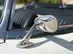 Jaguar E-TYPE I° SERIE 4.2 ROADSTER 