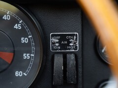 Jaguar E-TYPE I° SERIE 4.2 ROADSTER 