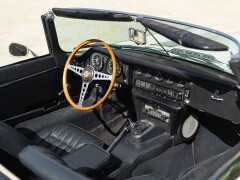 Jaguar E-TYPE I° SERIE 4.2 ROADSTER 