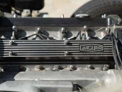 Jaguar E-TYPE I° SERIE 4.2 ROADSTER 