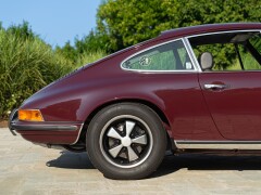 Porsche 911 2.2 S           