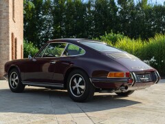 Porsche 911 2.2 S           