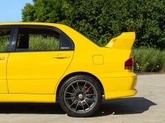 Mitsubishi LANCER EVO VII 