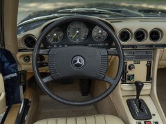 Mercedes Benz 450 SL 