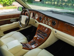 Bentley ARNAGE 