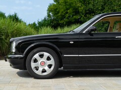 Bentley ARNAGE 