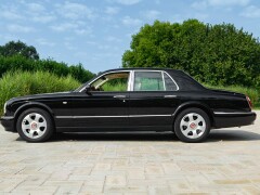 Bentley ARNAGE 