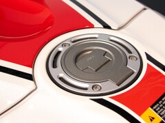 Yamaha R1 60°th ANNIVERSARIO 