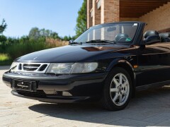 Saab 900 SE 