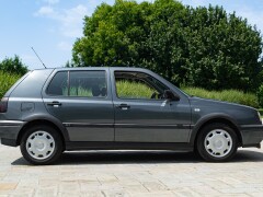 Volkswagen GOLF 1.6 ALLESTIMENTO GT 